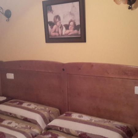 Casa De La Paca Bed & Breakfast Coca Ngoại thất bức ảnh