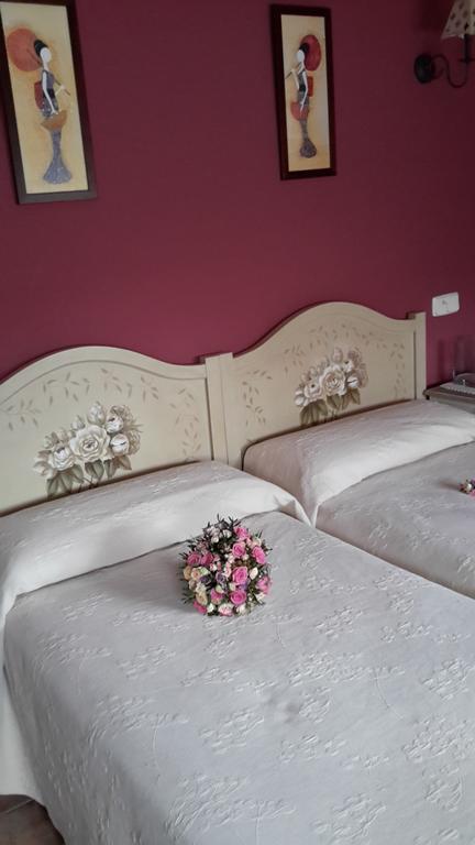 Casa De La Paca Bed & Breakfast Coca Ngoại thất bức ảnh